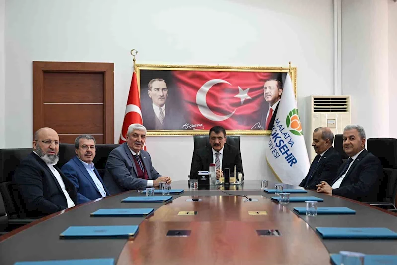 Gürkan: ”Kızılay’ımızla çok yakın bir koordinasyon içerindeyiz”
