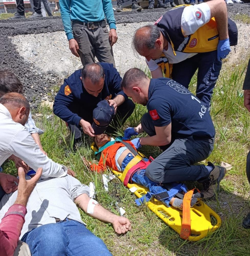 AW462883_01AW462883_01